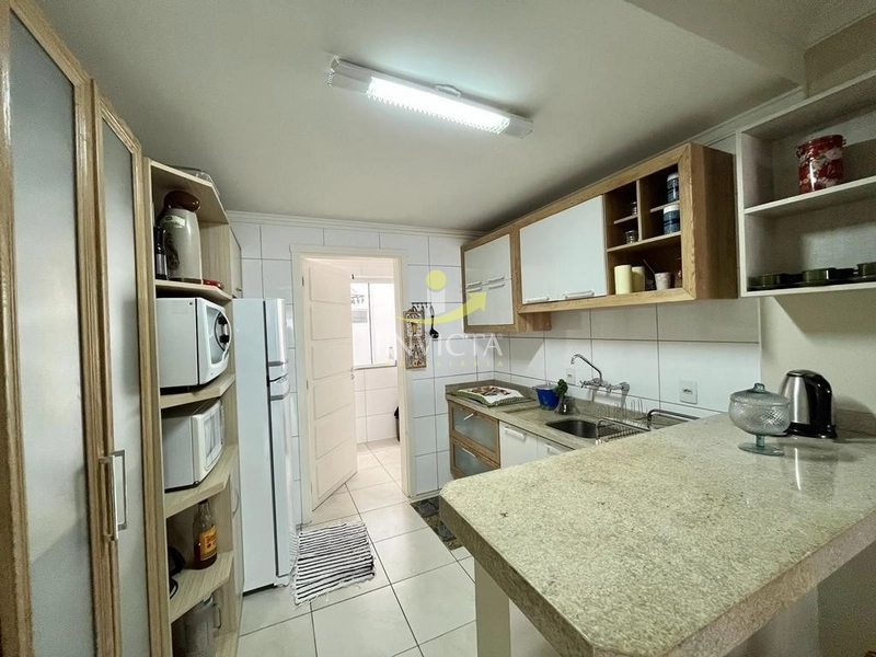 Lindo apartamento 2 dormitórios próximo ao mar: 8ª foto da galeria de imagens do imóvel