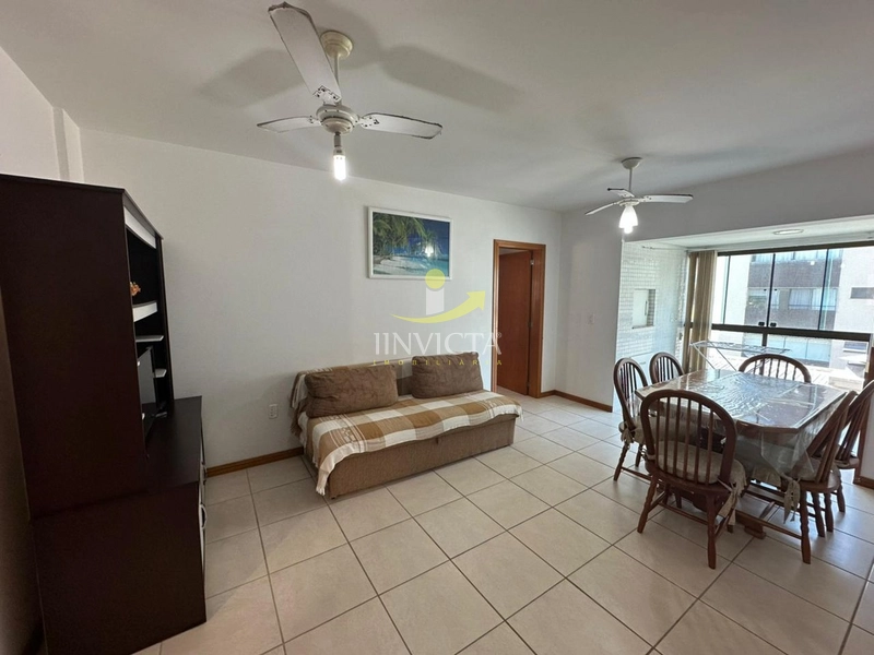 Apartamento de 2 dormitórios disponível para locação anual.: 4ª foto da galeria de imagens do imóvel