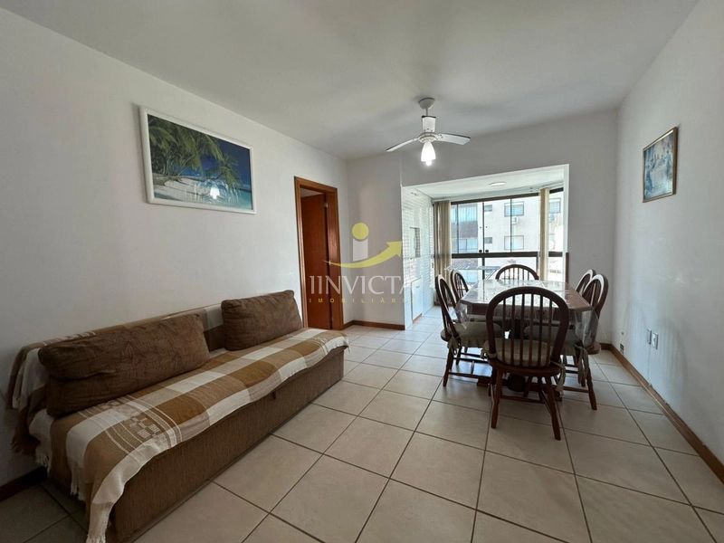 Apartamento de 2 dormitórios disponível para locação anual.: 3ª foto da galeria de imagens do imóvel