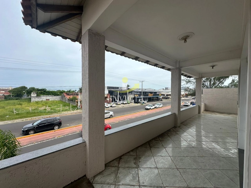 Casa disponível para locação anual no bairro Araçá.: 1ª foto da galeria de imagens do imóvel