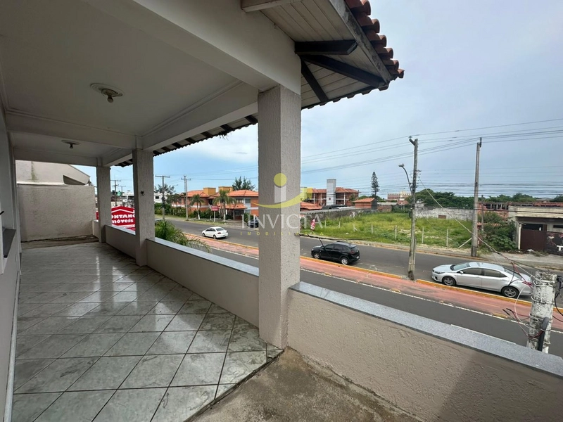 Casa disponível para locação anual no bairro Araçá.: 2ª foto da galeria de imagens do imóvel