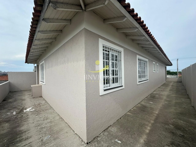 Casa disponível para locação anual no bairro Araçá.: 5ª foto da galeria de imagens do imóvel