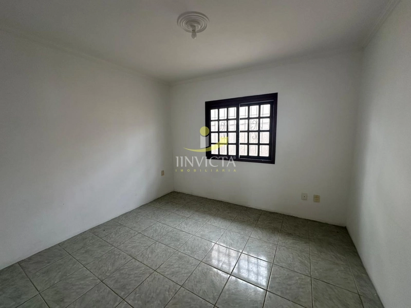 Casa disponível para locação anual no bairro Araçá.: 10ª foto da galeria de imagens do imóvel