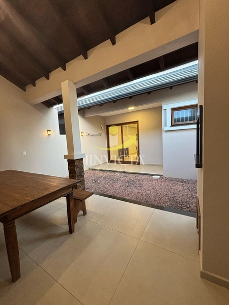 Sobrado no bairro Araçá disponível para locação anual.: 12ª foto da galeria de imagens do imóvel