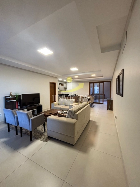 Sobrado no bairro Araçá disponível para locação anual.: 4ª foto da galeria de imagens do imóvel