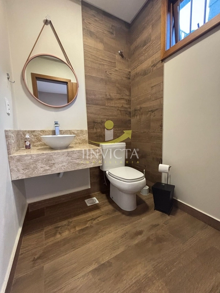 Sobrado no bairro Araçá disponível para locação anual.: 7ª foto da galeria de imagens do imóvel