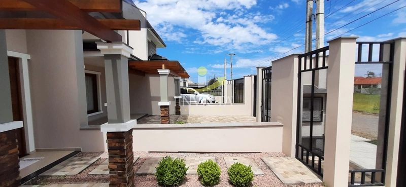 Sobrado no bairro Araçá disponível para locação anual.: 2ª foto da galeria de imagens do imóvel