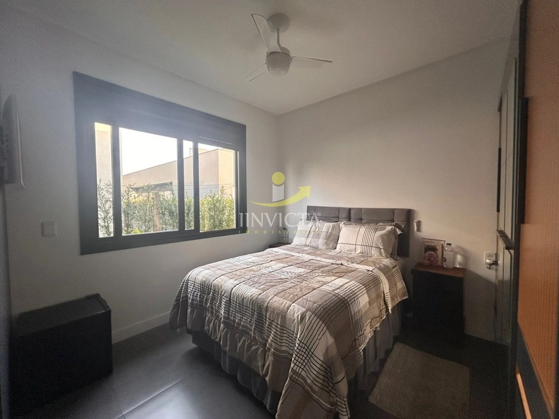 Casa com 4 suítes disponível para locação anual.: 16ª foto da galeria de imagens do imóvel