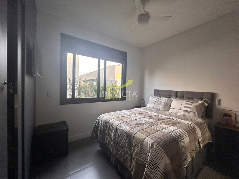 Casa com 4 suítes disponível para locação anual.: 14ª foto da galeria de imagens do imóvel