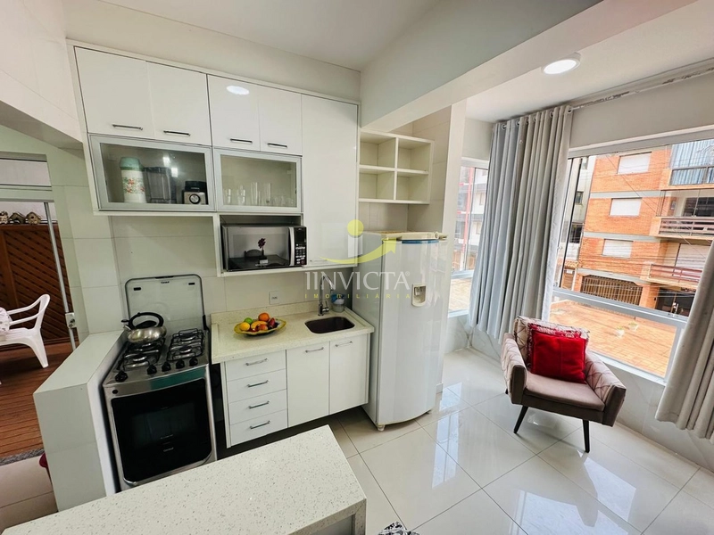 Apartamento de 2 dormitórios disponível para locação anual.: 3ª foto da galeria de imagens do imóvel