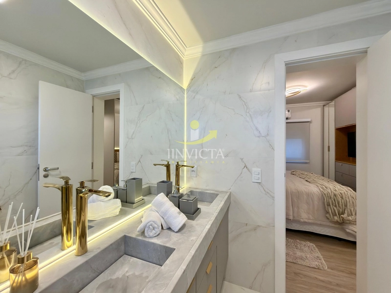 EXCELENTR 3 DORMITÓRIOS MOB/DECORADO, COM O MAR AOS SEUS PÉS//////////: 10ª foto da galeria de imagens do imóvel