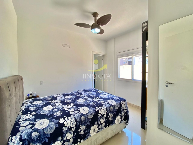 Apartamento de 2 dormitórios com terraço disponível para locação anual: 15ª foto da galeria de imagens do imóvel