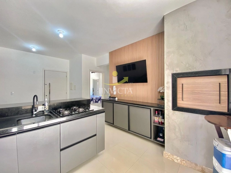 Apartamento de 2 dormitórios com terraço disponível para locação anual: 9ª foto da galeria de imagens do imóvel