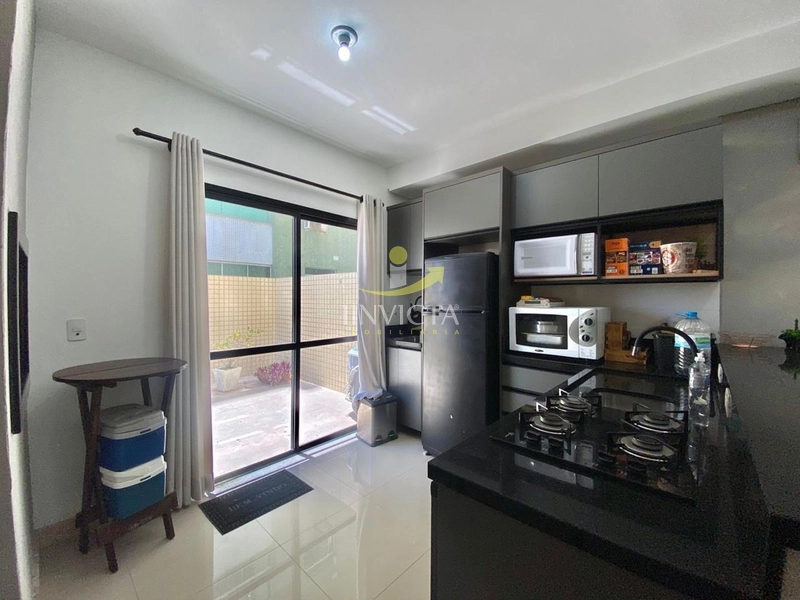 Apartamento de 2 dormitórios com terraço disponível para locação anual: 8ª foto da galeria de imagens do imóvel