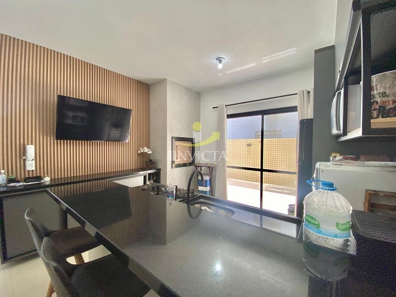 Apartamento de 2 dormitórios com terraço disponível para locação anual: 4ª foto da galeria de imagens do imóvel