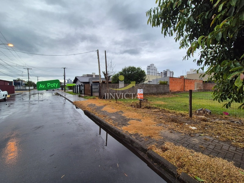 Terreno disponível para locação anual.: 5ª foto da galeria de imagens do imóvel