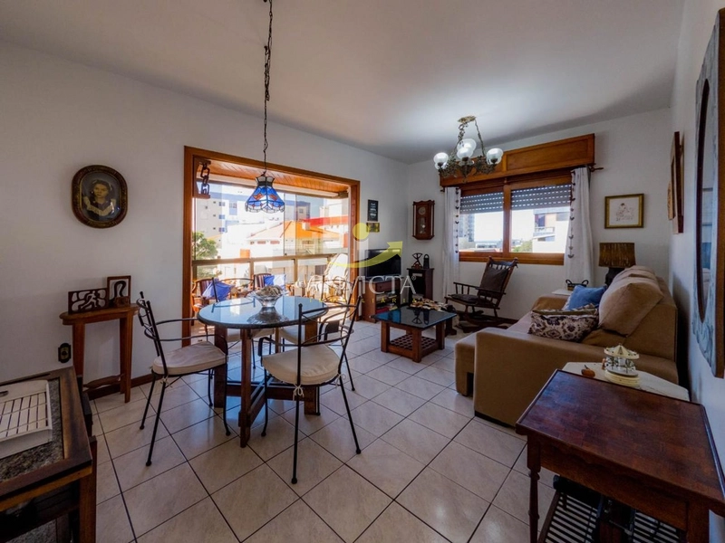 Edifício Tânia  CENTRO frente com SACADA fechada: 9ª foto da galeria de imagens do imóvel