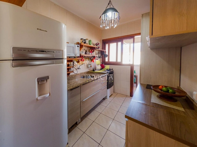 Edifício Tânia  CENTRO frente com SACADA fechada: 8ª foto da galeria de imagens do imóvel