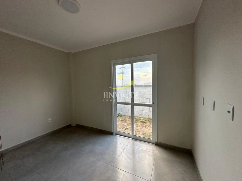 CASA DE 02 DORMITÓRIOS - LOCAÇÃO ANUAL: 6ª foto da galeria de imagens do imóvel