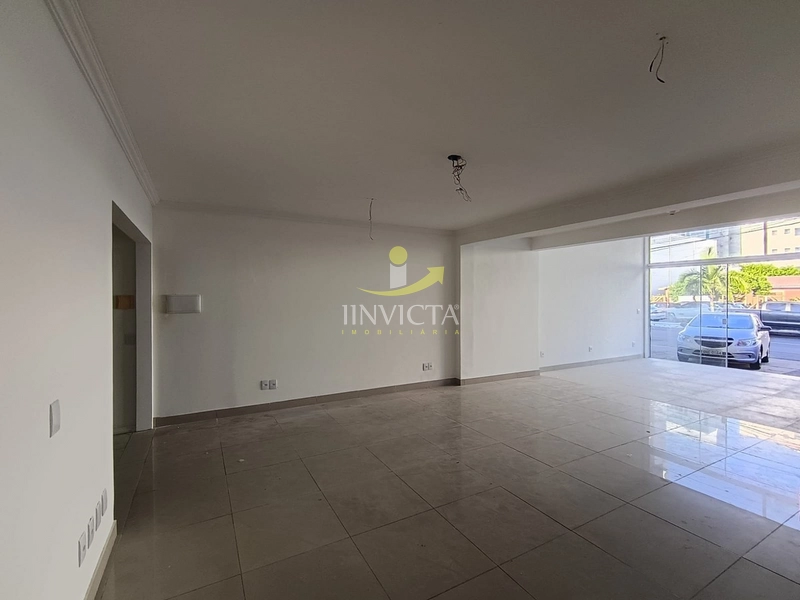 Loja disponível para locação anual na Avenida Paraguassú.: 3ª foto da galeria de imagens do imóvel