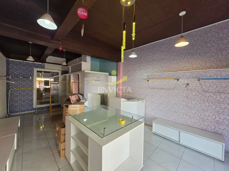 Loja no Centro de Capão da Canoa - locação anual: 4ª foto da galeria de imagens do imóvel