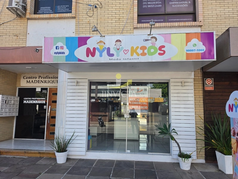 Loja no Centro de Capão da Canoa - locação anual: 1ª foto da galeria de imagens do imóvel