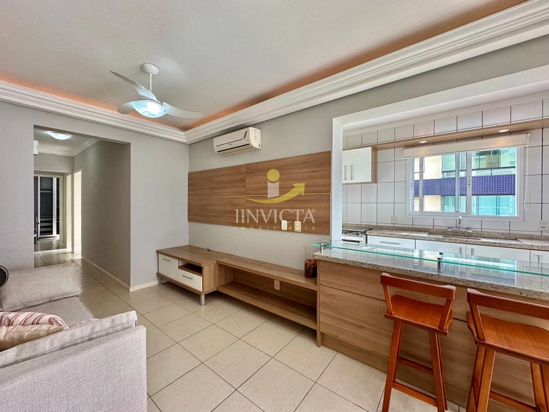 EXCELENTR 2 DORMITÓRIOS NO CENTRO A POUCOS METROS DO MAR!!!!: 10ª foto da galeria de imagens do imóvel