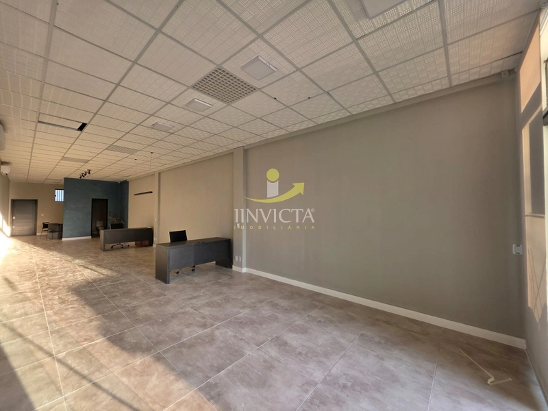 Loja disponível para locação anual em Atlântida.: 13ª foto da galeria de imagens do imóvel