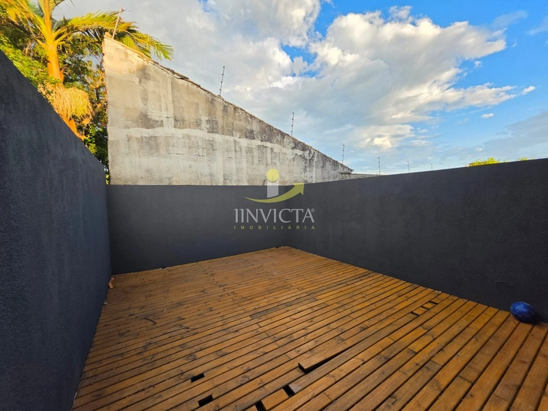 Loja disponível para locação anual em Atlântida.: 17ª foto da galeria de imagens do imóvel