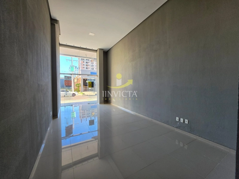 Loja disponível para locação anual na Avenida Paraguassú.: 2ª foto da galeria de imagens do imóvel