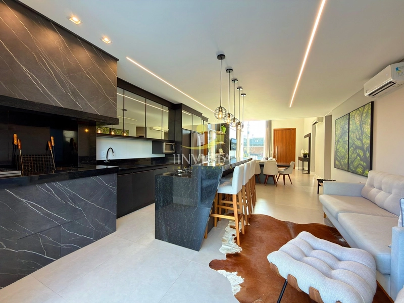 EXCELELNTE CASA EM CONDOMÍO MOB/DECORADA P/VOCÊ E SUA FAMÍLIA!!!!