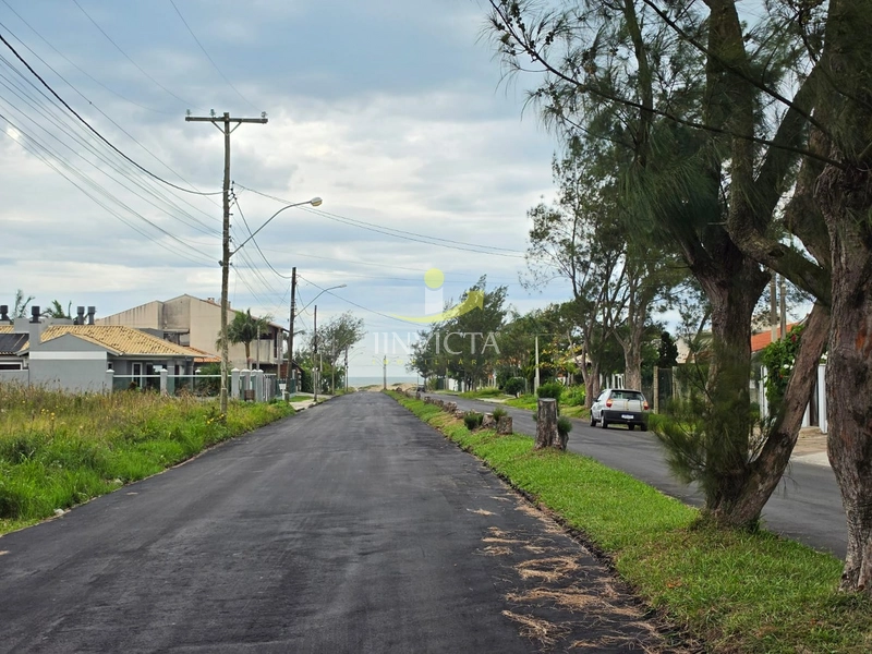 Ótimo Terreno em Bairro: 7ª foto da galeria de imagens do imóvel