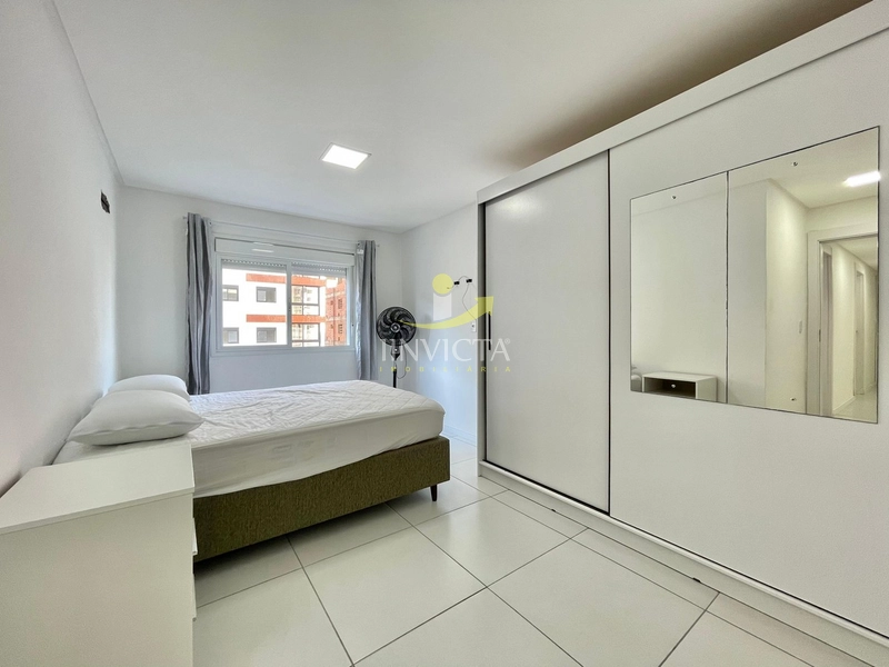 EXCELENTE 3 SUITES SENDO UMA AMERICANA, SEMI-MOBIIADO COM VISTA PRAÇA!: 22ª foto da galeria de imagens do imóvel