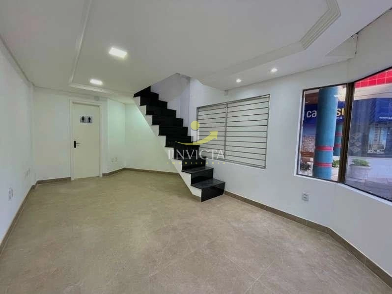 Loja disponível para locação anual no centro.: 2ª foto da galeria de imagens do imóvel