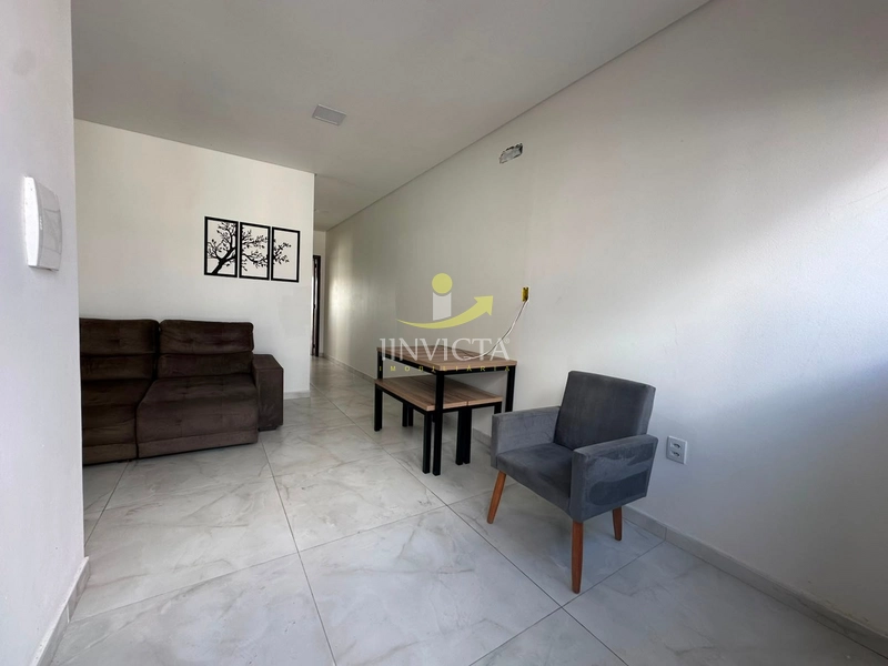 Casa 02 dormitórios disponível para aluguel anual.: 4ª foto da galeria de imagens do imóvel