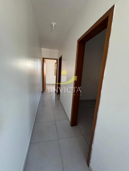 Casa de 02 dormitórios disponível para locação anual.: 5ª foto da galeria de imagens do imóvel