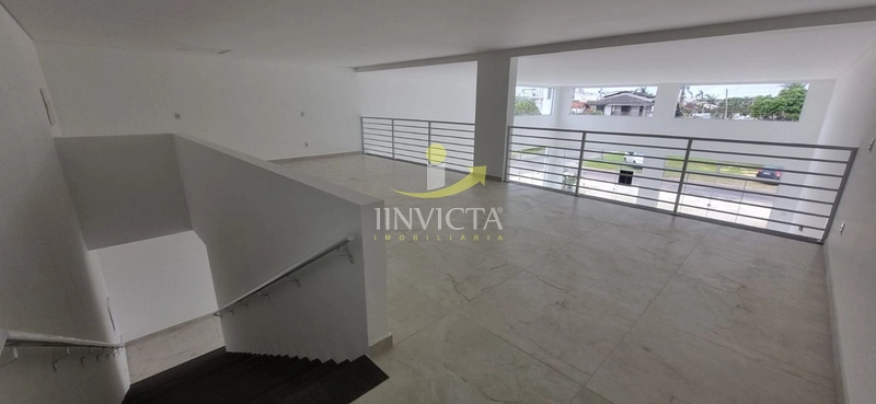 Loja disponível para locação anual.: 7ª foto da galeria de imagens do imóvel