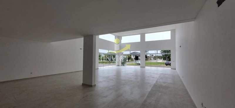 Loja disponível para locação anual.: 10ª foto da galeria de imagens do imóvel