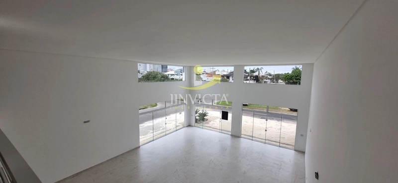 Loja disponível para locação anual.: 2ª foto da galeria de imagens do imóvel