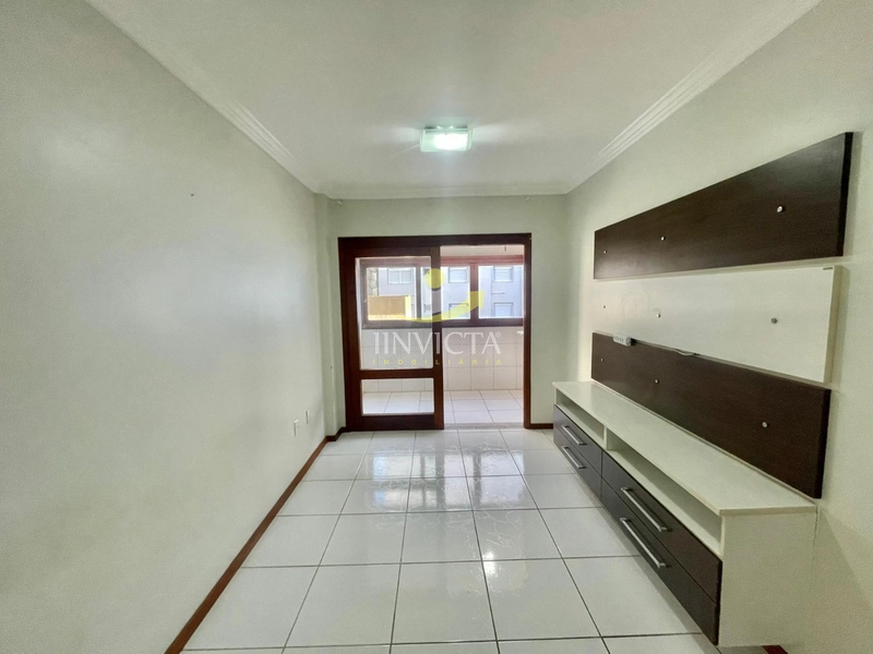 Apartamento a meia quadra do mar: 3ª foto da galeria de imagens do imóvel