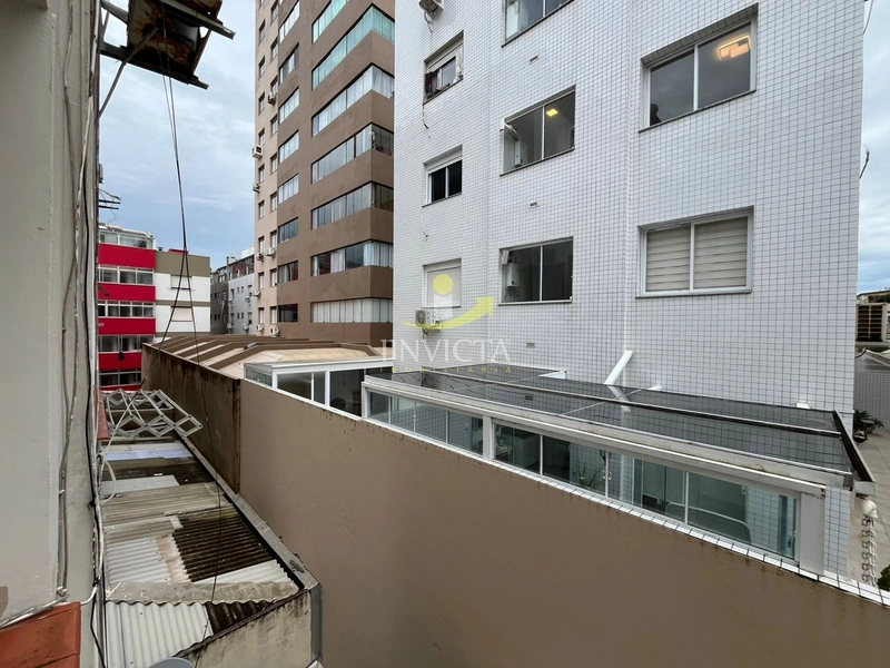 EXCELENTE LOFT, MOBILIADO, NO CENTRO, A POUCOS METROS DAS PRAÇAS: 11ª foto da galeria de imagens do imóvel