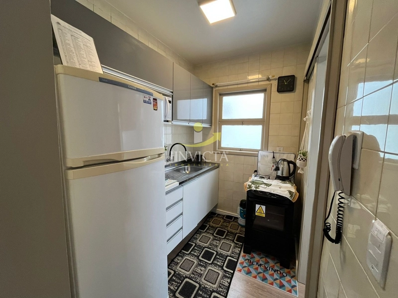 EXCELENTE LOFT, MOBILIADO, NO CENTRO, A POUCOS METROS DAS PRAÇAS: 10ª foto da galeria de imagens do imóvel