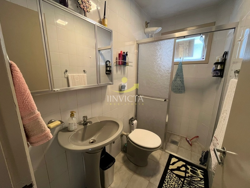 EXCELENTE LOFT, MOBILIADO, NO CENTRO, A POUCOS METROS DAS PRAÇAS: 2ª foto da galeria de imagens do imóvel