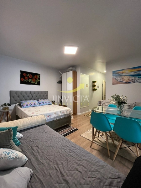 EXCELENTE LOFT, MOBILIADO, NO CENTRO, A POUCOS METROS DAS PRAÇAS: 4ª foto da galeria de imagens do imóvel