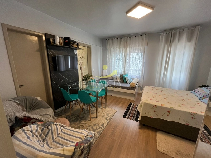 EXCELENTE LOFT, MOBILIADO, NO CENTRO, A POUCOS METROS DAS PRAÇAS: 12ª foto da galeria de imagens do imóvel