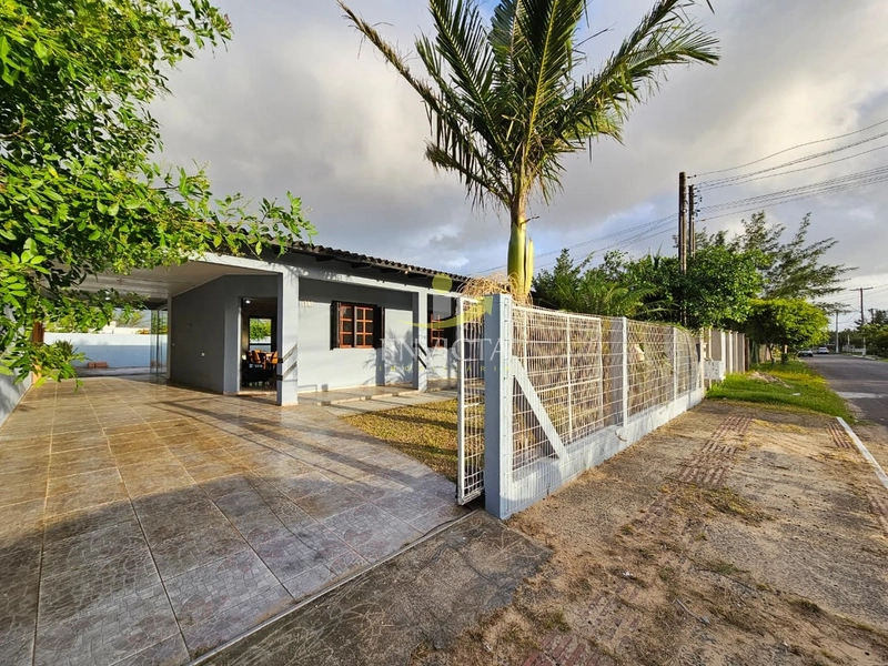 CASA EM ATLANTIDA SUL - 2 DORMITÓRIOS - COM PISCINA: 14ª foto da galeria de imagens do imóvel