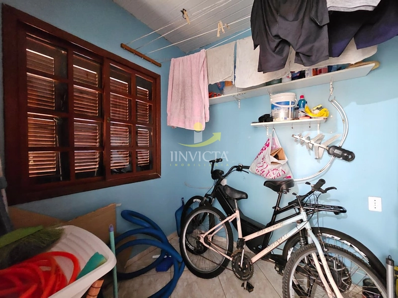 CASA EM ATLANTIDA SUL - 2 DORMITÓRIOS - COM PISCINA: 6ª foto da galeria de imagens do imóvel
