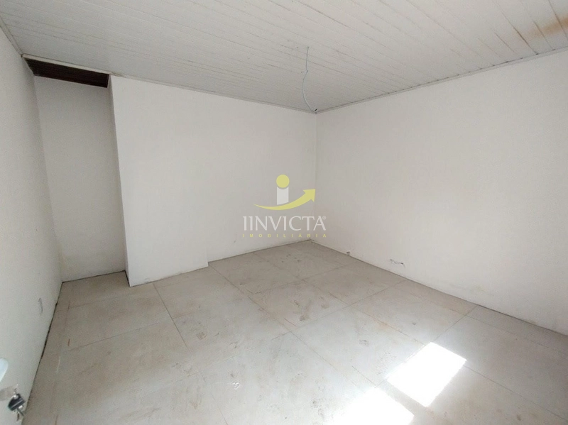 Loja disponível para aluguel anual na Avenida Central.: 3ª foto da galeria de imagens do imóvel