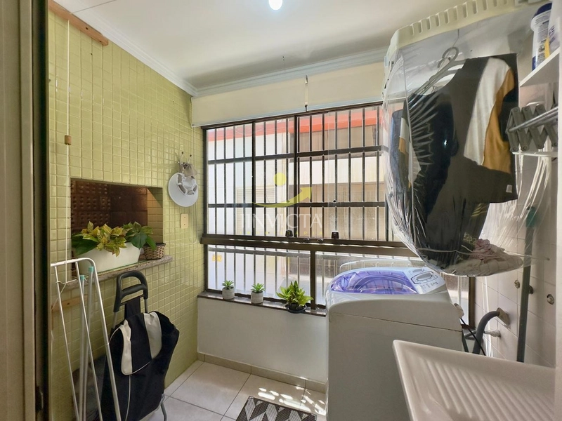 Localização privilegiada.. a apenas 150mts do mar: 4ª foto da galeria de imagens do imóvel