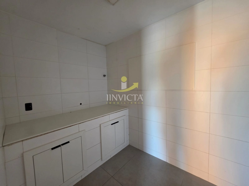Casa Comercial de esquina disponível para aluguel anual.: 17ª foto da galeria de imagens do imóvel